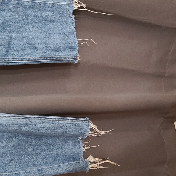 Volcom Womens?Jeans Stoned Straight High Rise Ankle Raw Hem Distressed Sz 28 EUC - Picture 5 of 15